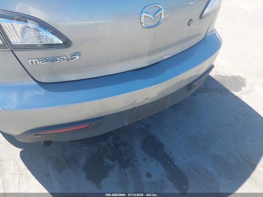 2011 Mazda 3 VIN JM1BL1UG7B1467913 IAAI salvage auction — NORMAL WEAR, Clear - Dealer Only (California), sold $375 on 2026-07-29 (photo 6)