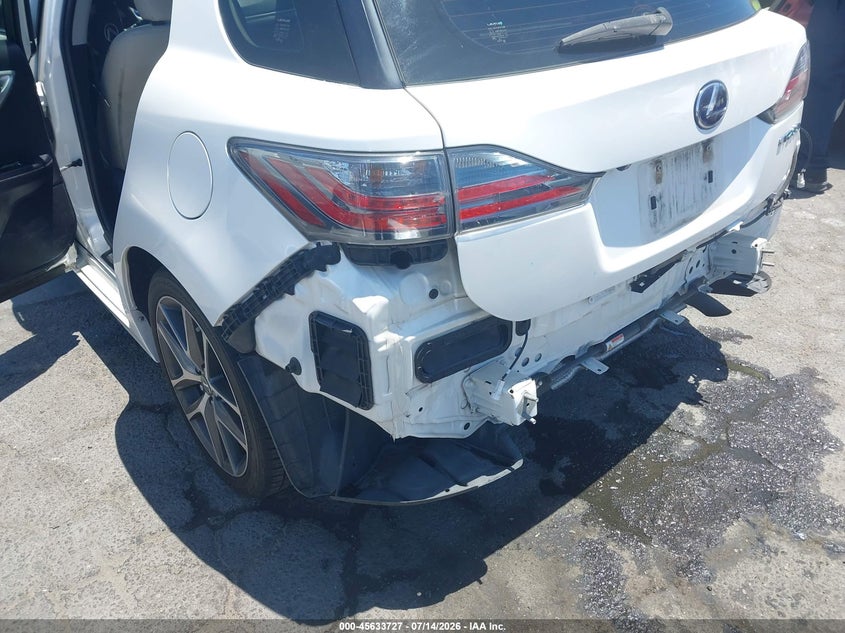 2012 Lexus Ct VIN JTHKD5BH5C2116296 IAAI salvage auction — REAR END, Salvage Title, sold $4,250 on 2026-07-30 (photo 6)