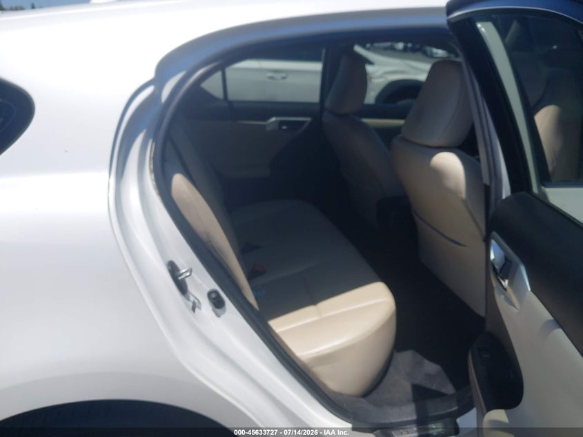 2012 Lexus Ct VIN JTHKD5BH5C2116296 IAAI salvage auction — REAR END, Salvage Title, sold $4,250 on 2026-07-30 (photo 8)