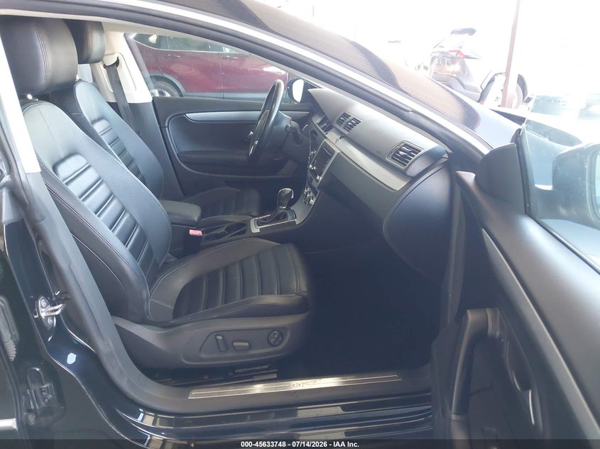 2013 Volkswagen Passat cc VIN WVWBP7AN4DE525482 IAAI salvage auction — LEFT FRONT, Salvage Title, sold $150 on 2026-07-30 (photo 5)