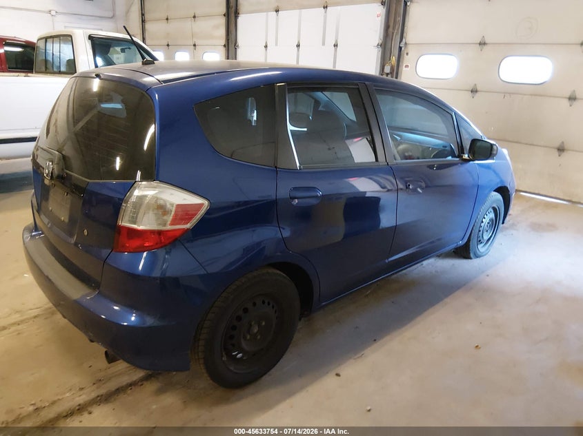 2009 Honda Fit VIN JHMGE87249C002348 IAAI salvage auction — NORMAL WEAR, Prior Salvage (Minnesota), sold $475 on 2026-07-29 (photo 4)