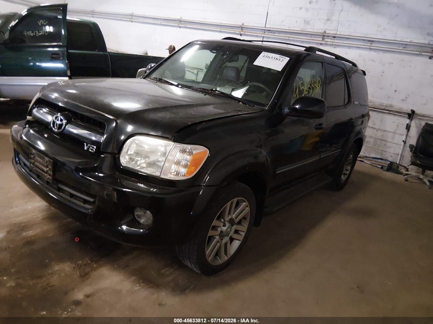 2005 Toyota Sequoia VIN 5TDBT48A25S251417 IAAI salvage auction — NORMAL WEAR, Clear (Minnesota), sold $575 on 2026-07-29 (photo 2)