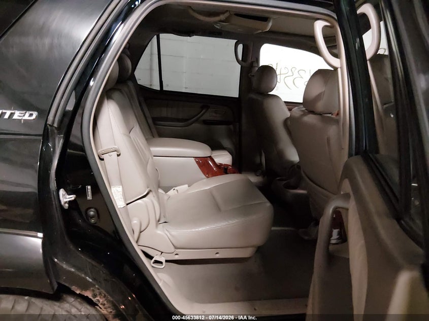 2005 Toyota Sequoia VIN 5TDBT48A25S251417 IAAI salvage auction — NORMAL WEAR, Clear (Minnesota), sold $575 on 2026-07-29 (photo 8)
