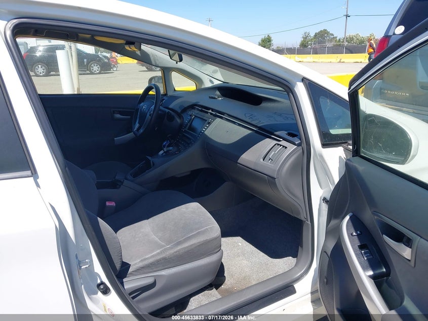 2010 Toyota Prius VIN JTDKN3DUXA0221468 IAAI salvage auction — NORMAL WEAR, Clear - Dealer Only (California), sold $25 on 2026-07-23 (photo 5)