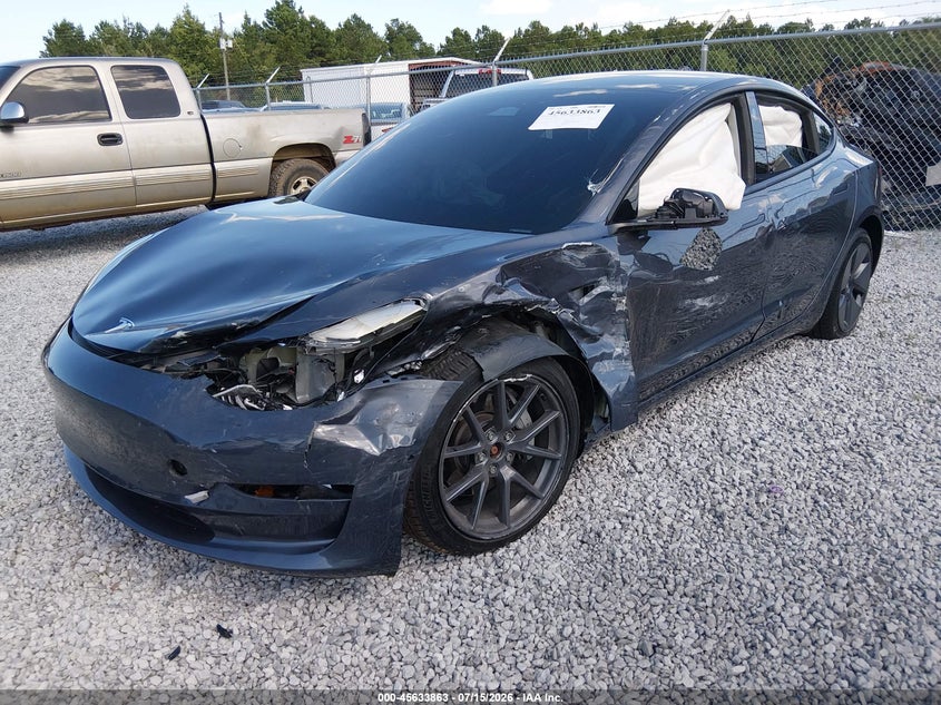 2022 Tesla Model 3 VIN 5YJ3E1EB1NF263203 IAAI salvage auction — LEFT FRONT, Salvage Title, sold $4,900 on 2026-09-04 (photo 2)