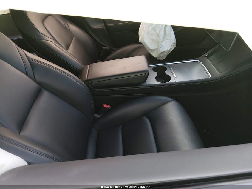 2022 Tesla Model 3 VIN 5YJ3E1EB1NF263203 IAAI salvage auction — LEFT FRONT, Salvage Title, sold $4,900 on 2026-09-04 (photo 5)