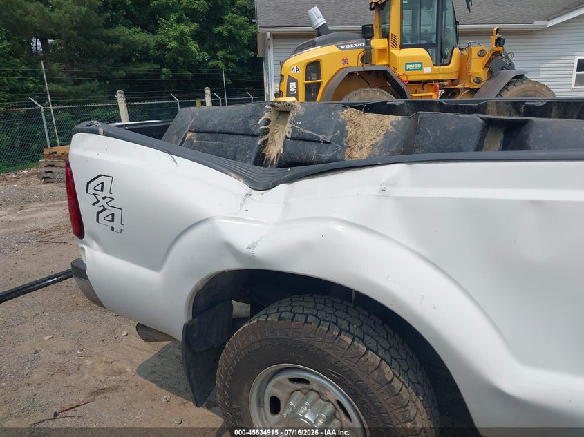 2013 Ford F250 VIN 1FTBF2B67DEA78031 IAAI salvage auction — STORM DAMAGE, Salvage (Ohio), sold $3,050 on 2026-07-23 (photo 6)