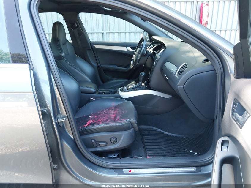 2012 Audi S4 VIN WAUBGAFL1CA081176 IAAI salvage auction — NORMAL WEAR, Clear (New Jersey), sold $25 on 2026-07-29 (photo 5)