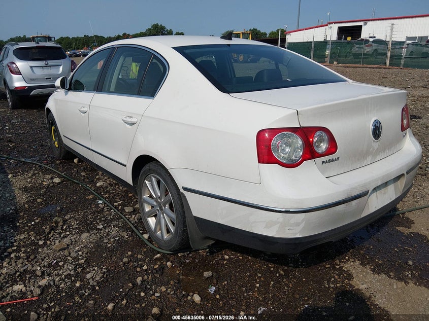 2010 Volkswagen Passat VIN WVWJK7AN8AE092075 IAAI salvage auction — RIGHT FRONT, Salvage (Ohio), sold $800 on 2026-08-19 (photo 3)