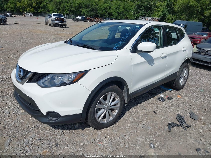 2017 Nissan Rogue VIN JN1BJ1CR9HW108117 IAAI salvage auction — REAR END, Salvage (Tennessee), sold $3,250 on 2026-07-30 (photo 2)