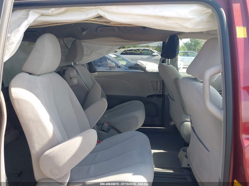 2011 Toyota Sienna VIN 5TDKK3DC1BS118728 IAAI salvage auction — FRONT END, Junk Bill Of Sale Mv2459 (Wisconsin), sold $400 on 2026-07-28 (photo 8)