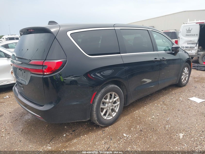 2026 Chrysler Pacifica VIN 2C4RC1BGXTR209660 IAAI salvage auction — ENGINE DAMAGE, Enterprise Vehicles Clear Only (Colorado), sold $18,000 on 2026-07-30 (photo 4)
