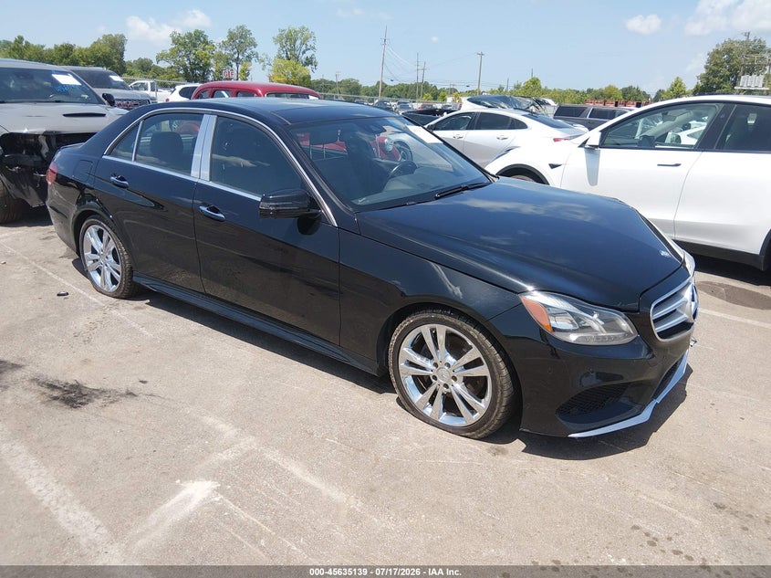 2016 Mercedes-benz E-klasse VIN WDDHF5KB9GB306602 IAAI salvage auction — FRONT END, Salvage Title, sold $3,350 on 2026-08-04 (photo 1)