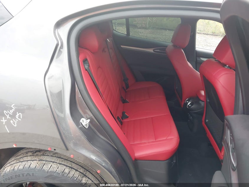 2024 Alfa romeo Stelvio VIN ZASPAKBN0R7D82980 IAAI salvage auction — RIGHT FRONT, Salvage (Pennsylvania), sold $15,700 on 2026-08-04 (photo 8)