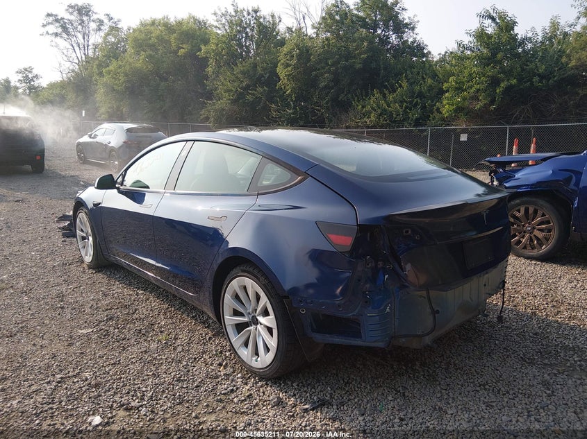 2022 Tesla Model 3 VIN 5YJ3E1EB4NF187086 IAAI salvage auction — REAR END, Salvage (Ohio), sold $7,200 on 2026-08-01 (photo 3)