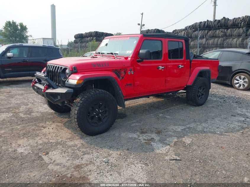 2022 Jeep Gladiator VIN 1C6HJTAG5NL135131 IAAI salvage auction — REAR END, Salvage (Pennsylvania), sold $12,500 on 2026-07-31 (photo 2)