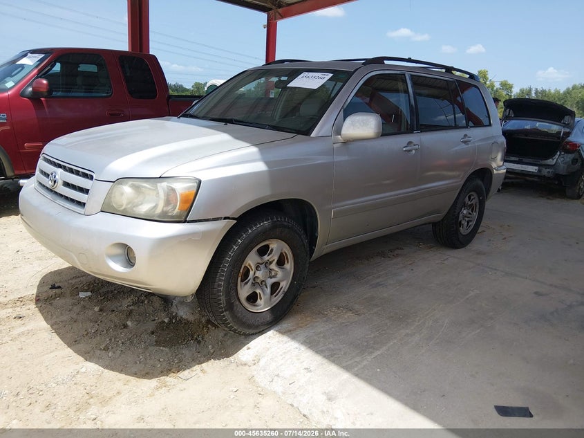 2006 Toyota Highlander VIN JTEGD21A860137553 IAAI salvage auction — NORMAL WEAR, Clear (Florida), sold $925 on 2026-07-28 (photo 2)