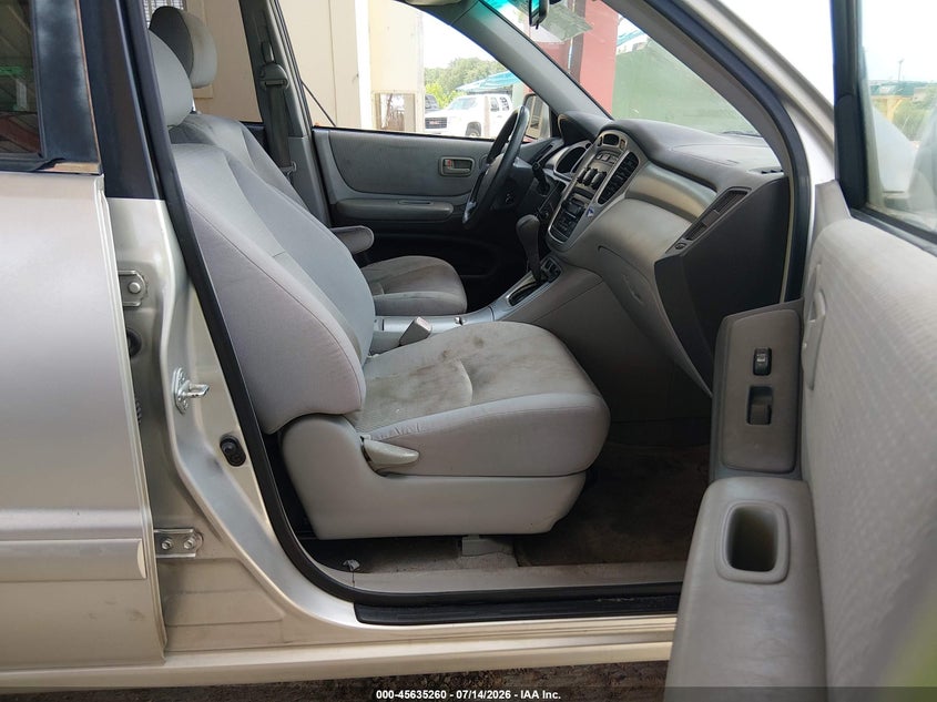 2006 Toyota Highlander VIN JTEGD21A860137553 IAAI salvage auction — NORMAL WEAR, Clear (Florida), sold $925 on 2026-07-28 (photo 5)