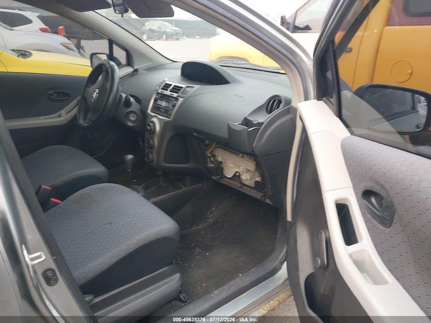 2009 Toyota Yaris VIN JTDKT903995240498 IAAI salvage auction — NORMAL WEAR, Original (Ohio), sold $75 on 2026-07-28 (photo 5)