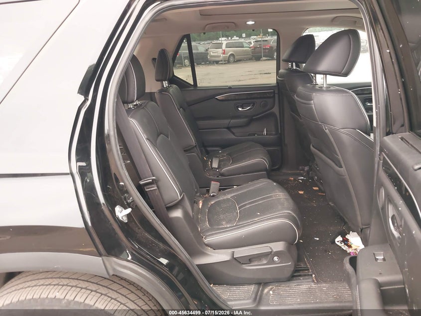 2025 Honda Pilot VIN 5FNYG1H85SB040352 IAAI salvage auction — FRONT END, Salvage Title, sold $14,400 on 2026-10-01 (photo 8)