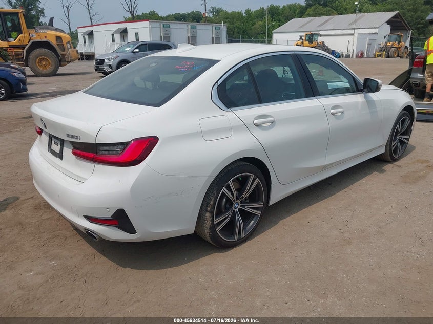 2020 BMW 3er VIN 3MW5R7J02L8B40383 IAAI salvage auction — FRONT END, Salvage Title, sold $11,500 on 2026-08-25 (photo 4)