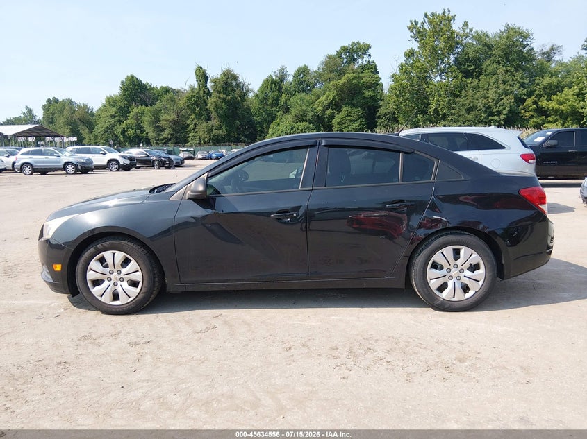 2014 Chevrolet Cruze VIN 1G1PA5SG2E7106041 IAAI salvage auction — SIDE, Salvage - Greater Than 75% (Maryland), sold $500 on 2026-07-24 (photo 6)