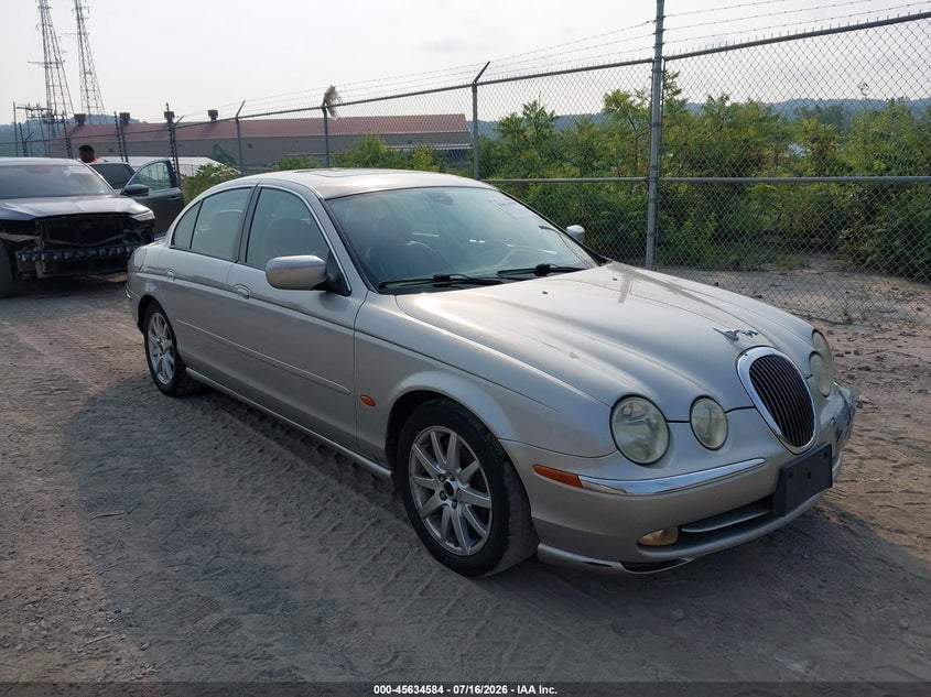 2000 Jaguar S type VIN SAJDA01D8YGL21675 IAAI salvage auction — LEFT FRONT, Salvage (Pennsylvania), sold $325 on 2026-07-26 (photo 1)