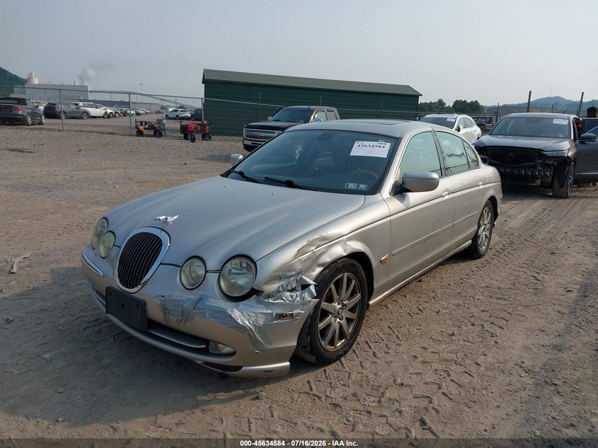 2000 Jaguar S type VIN SAJDA01D8YGL21675 IAAI salvage auction — LEFT FRONT, Salvage (Pennsylvania), sold $325 on 2026-07-26 (photo 2)