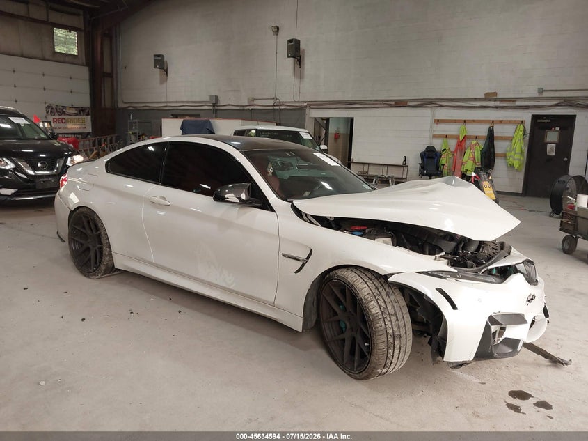 2017 BMW M4 VIN WBS3R9C52HK709083 IAAI salvage auction — FRONT & REAR, Salvage Title, sold $7,600 on 2026-07-29 (photo 1)