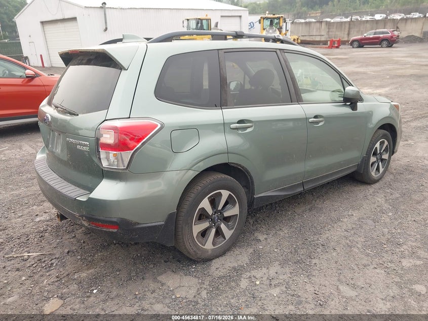 2017 Subaru Forester VIN JF2SJAEC3HH405492 IAAI salvage auction — NORMAL WEAR, Clear (Pennsylvania), sold $400 on 2026-07-28 (photo 4)