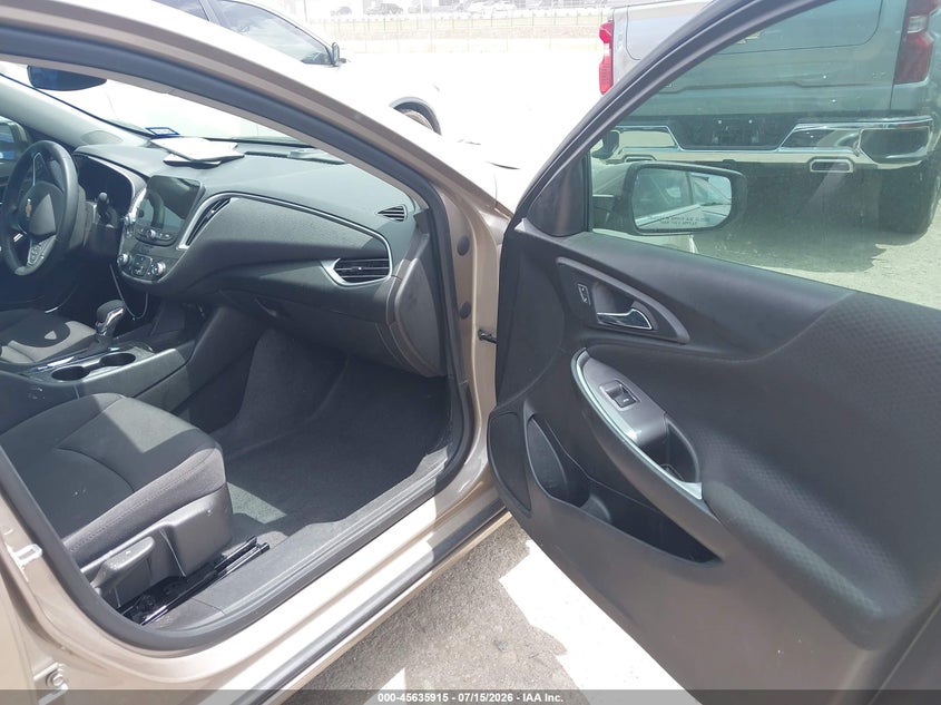 2024 Chevrolet Malibu VIN 1G1ZG5ST7RF155686 IAAI salvage auction — REAR END, Salvage Title, sold $7,500 on 2026-08-21 (photo 5)