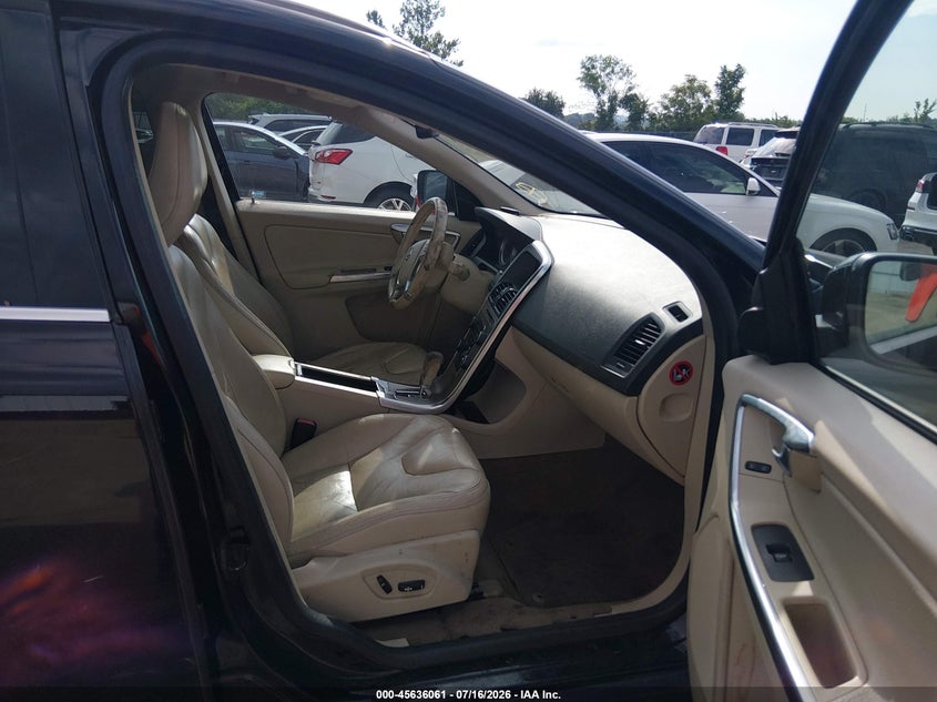 2012 Volvo Xc60 VIN YV4952DL9C2297235 IAAI salvage auction — NORMAL WEAR, Wait Title, sold $775 on 2026-08-21 (photo 5)