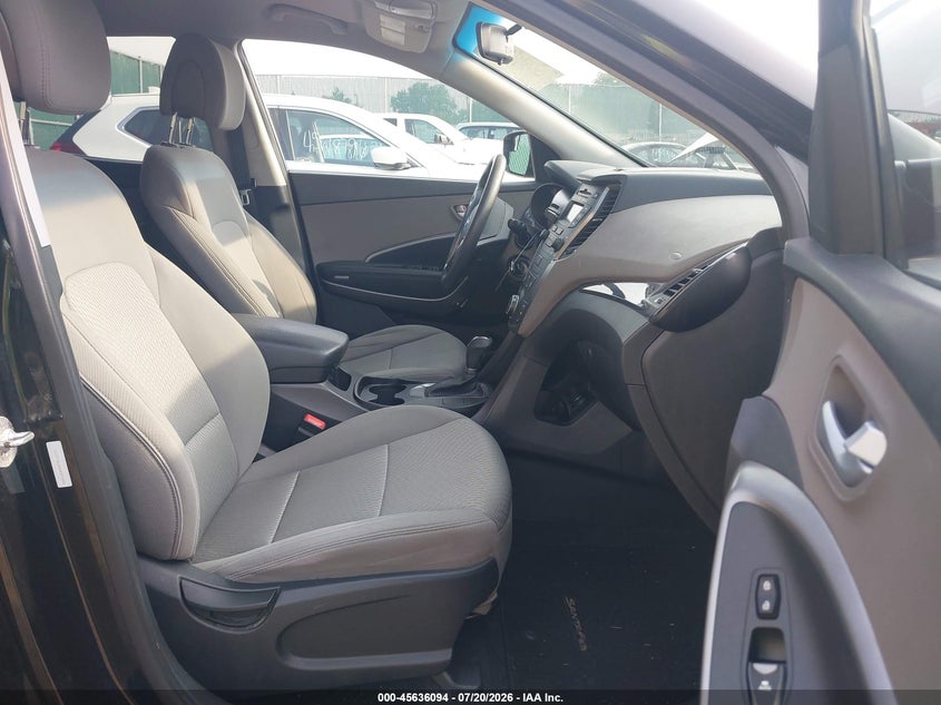 2016 Hyundai Santa fe VIN 5XYZT3LB9GG374902 IAAI salvage auction — NORMAL WEAR, Clear (Indiana), sold $1,850 on 2026-07-28 (photo 5)