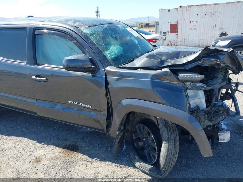 2020 Toyota Tacoma VIN 3TMCZ5AN3LM292271 IAAI salvage auction — ROLLOVER, Wait Title, sold $4,950 on 2026-08-15 (photo 6)