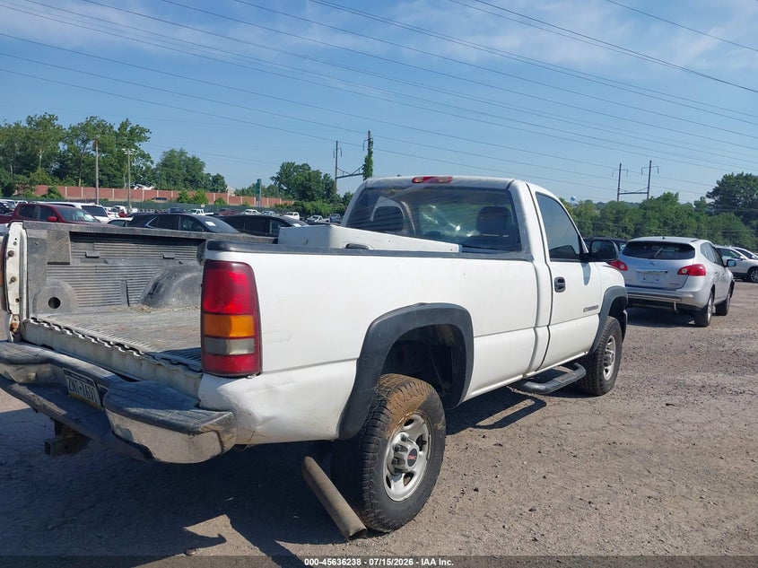 2006 Gmc SIERRA VIN 1GTHK24U46E122006 IAAI salvage auction — SIDE, Salvage (Pennsylvania), sold $550 on 2026-07-29 (photo 4)