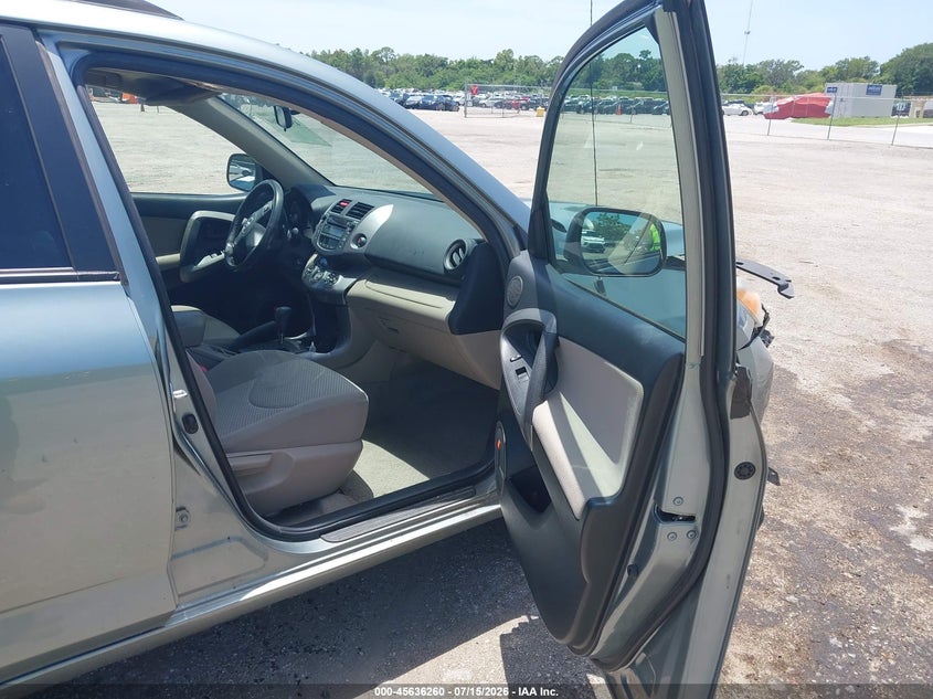 2008 Toyota Rav4 VIN JTMBD31VX86082644 IAAI salvage auction — FRONT END, Rebuildable (Florida), sold $250 on 2026-07-30 (photo 5)