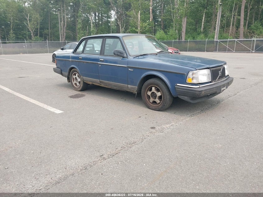 1992 Volvo 240 VIN YV1AS8802N1471029 IAAI salvage auction — NORMAL WEAR, Clear (Michigan), sold $425 on 2026-07-30 (photo 1)