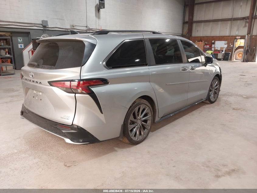 2022 Toyota Sienna VIN 5TDDSKFC9NS065779 IAAI salvage auction — FRONT END, Salvage Title, sold $9,900 on 2026-08-02 (photo 4)
