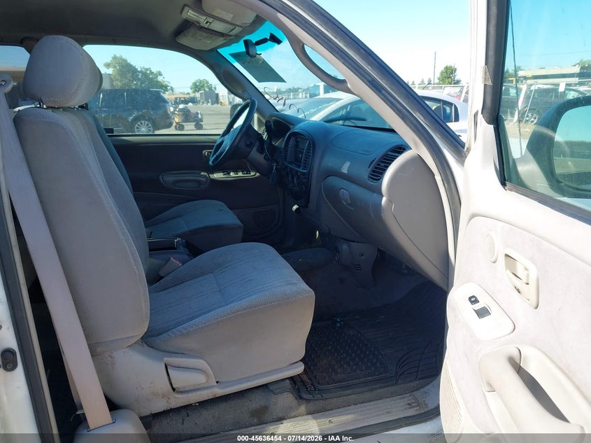 2002 Toyota Tundra VIN 5TBRT34172S262688 IAAI salvage auction — NORMAL WEAR, Clear - Dealer Only (California), sold $2,900 on 2026-07-22 (photo 5)