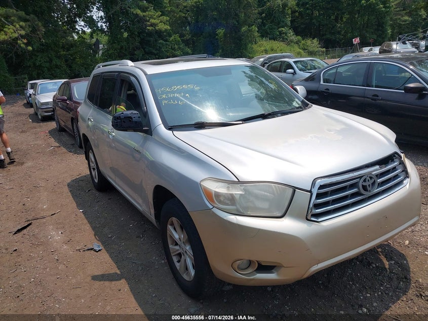 2008 Toyota Highlander VIN JTEES42A882053408 IAAI salvage auction — NORMAL WEAR, Clear (New York), sold $275 on 2026-07-21 (photo 1)