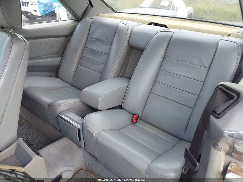 1984 Mercedes-benz 500 VIN WDBCA44A0EA021144 IAAI salvage auction — NORMAL WEAR, Clear (Florida), sold $3,400 on 2026-07-22 (photo 8)