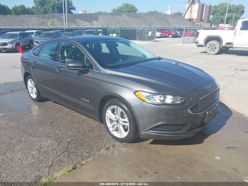 2018 Ford Fusion VIN 3FA6P0UUXJR281962 — IAAI salvage auction photo