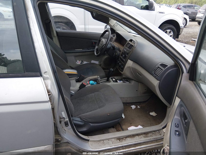 2005 Kia Spectra VIN KNAFE161855070533 IAAI salvage auction — NORMAL WEAR, Clear (South Carolina), sold $25 on 2026-07-28 (photo 5)