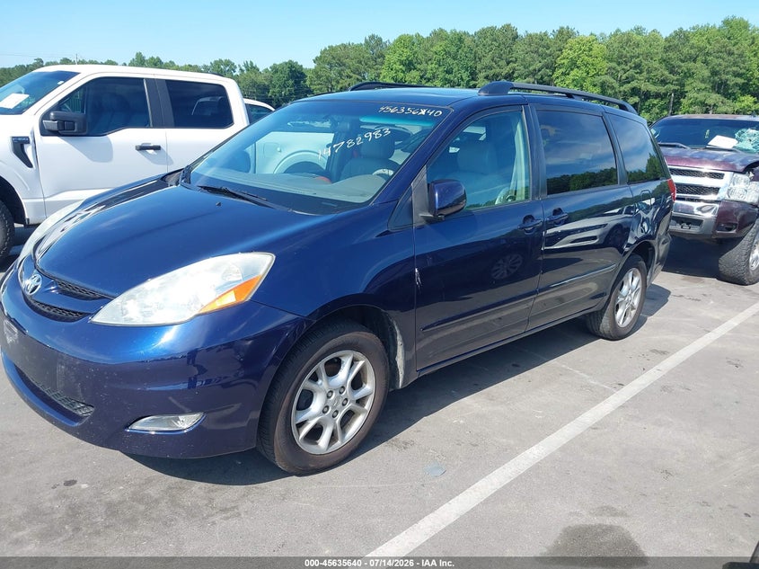2006 Toyota Sienna VIN 5TDZA22C86S533839 IAAI salvage auction — NORMAL WEAR, Clear (Illinois), sold $1,350 on 2026-07-22 (photo 2)