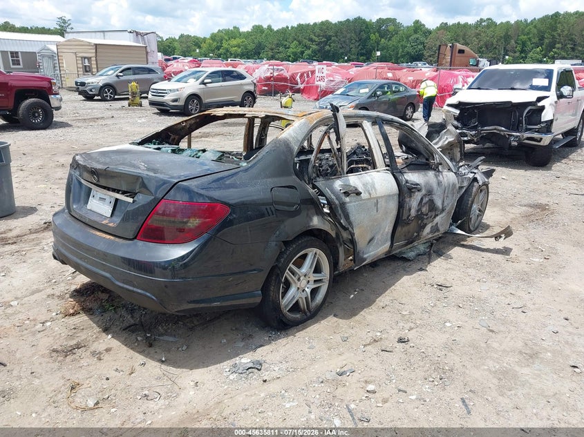 2012 Mercedes-benz C-klasse VIN WDDGF4HB8CR212712 IAAI salvage auction — TOTAL BURN, Wait Title, sold $175 on 2026-08-14 (photo 4)