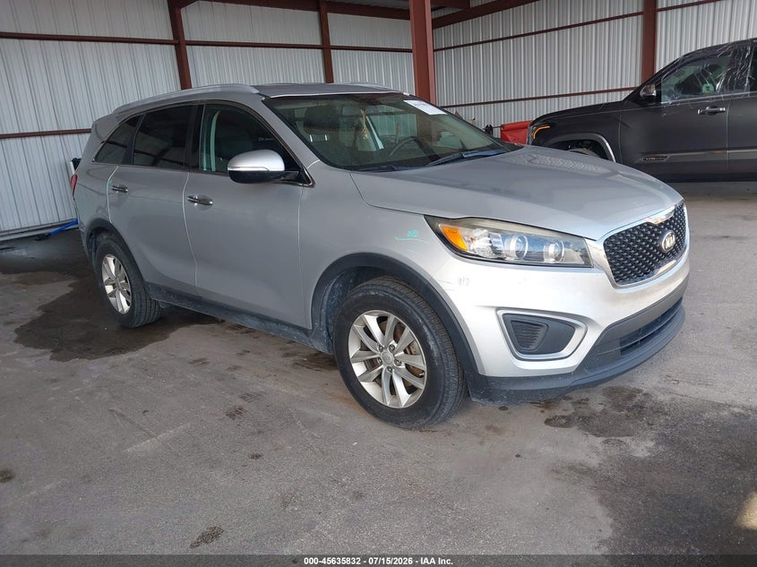2016 Kia Sorento VIN 5XYPG4A37GG117590 IAAI salvage auction — REAR END, Rebuildable (Florida), sold $675 on 2026-07-22 (photo 1)