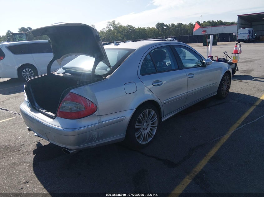 2008 Mercedes-benz E-klasse VIN WDBUF87X38B225304 IAAI salvage auction — REAR END, Salvage (South Carolina), sold $750 on 2026-08-19 (photo 4)
