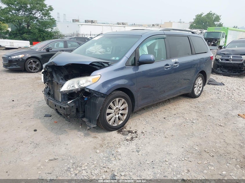 2015 Toyota Sienna VIN 5TDDK3DC0FS105337 IAAI salvage auction — FRONT END, Wait Title, sold $1,700 on 2026-08-02 (photo 2)
