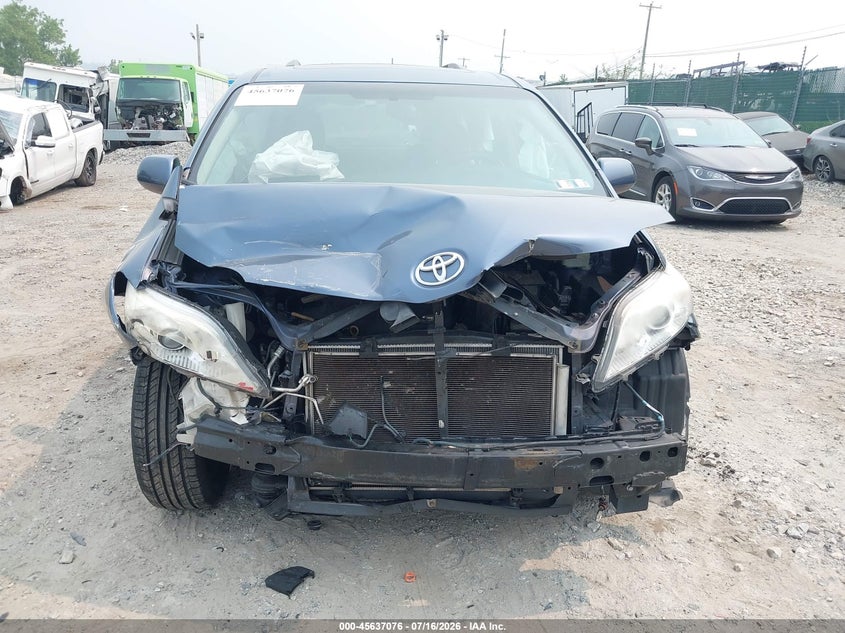 2015 Toyota Sienna VIN 5TDDK3DC0FS105337 IAAI salvage auction — FRONT END, Wait Title, sold $1,700 on 2026-08-02 (photo 6)