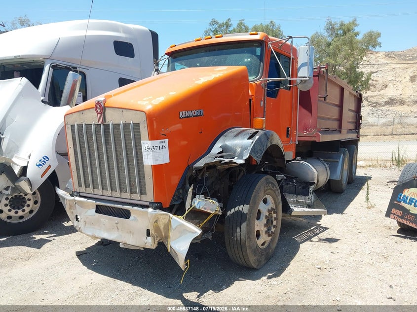 2012 Kenworth Construction VIN 1XKDD49X2CJ330383 IAAI salvage auction — FRONT END, Salvage (California), sold $10,200 on 2026-09-02 (photo 2)